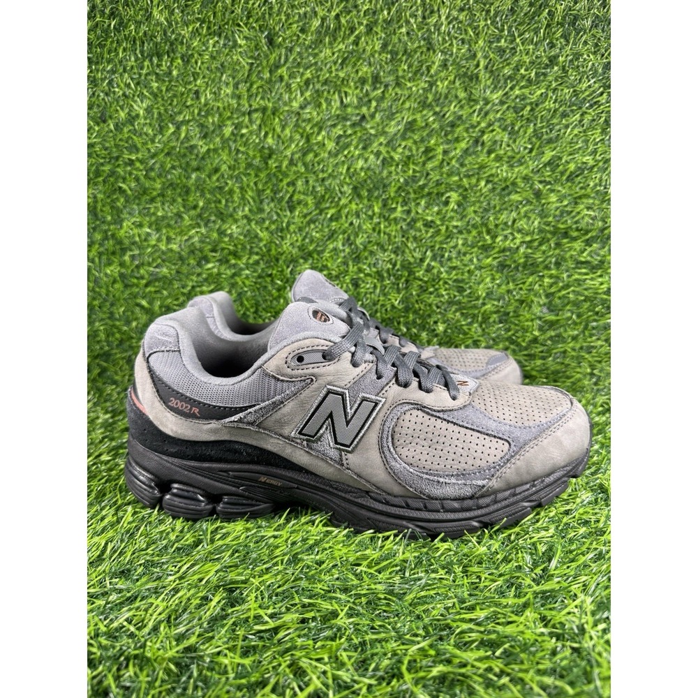 New Balance 2002R Castlerock Grey Magnet Shoes M2002RGF Men’s Size 11